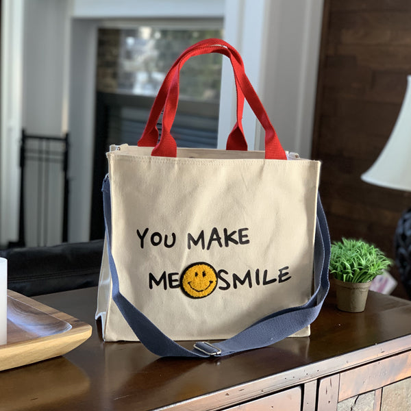 Smile Satchel: Your Happy Companion